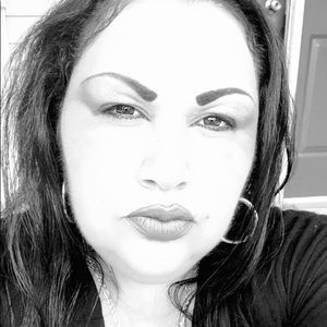 Meet your Posher, Jenn